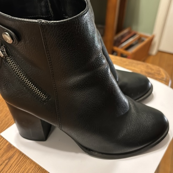 Parker& Sky black boots 8.5 size 3.5 inch heel inside zippers - Picture 4 of 5